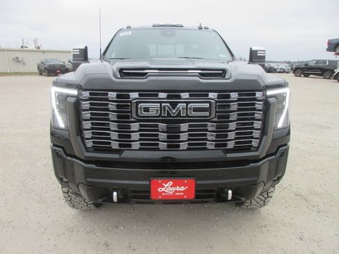New 2026 GMC Sierra 2500 Denali Ultimate image 12