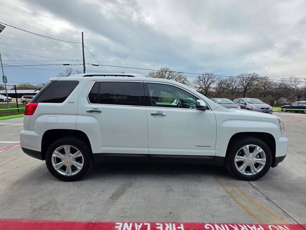 Used 2017 GMC Terrain SLT FWD image 18