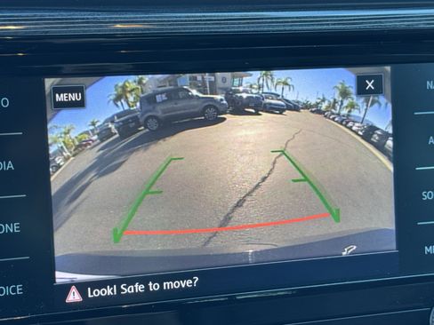 Used 2022 Volkswagen Passat 2.0T R-Line image 28