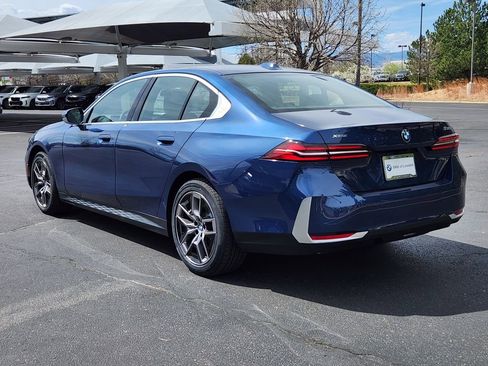 New 2026 BMW 530i xDrive w/ Premium Package AWD/4WD image 3