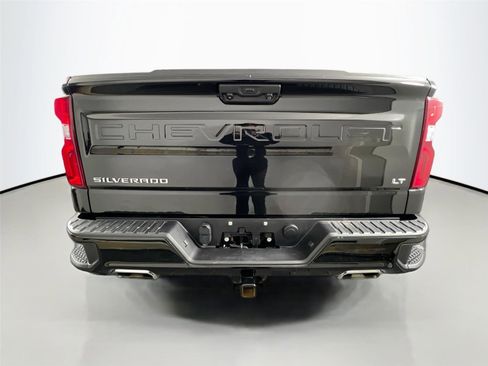 Used 2023 Chevrolet Silverado 1500 LT Trail Boss w/ Convenience Package II image 5