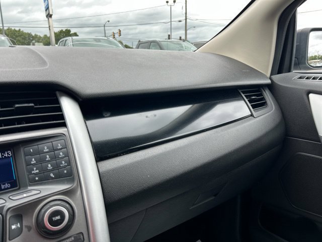 Used 2013 Ford Edge SE FWD image 38