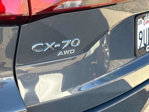 Used 2025 MAZDA CX-70 Plug-In Hybrid w/ Premium Pkg image 8