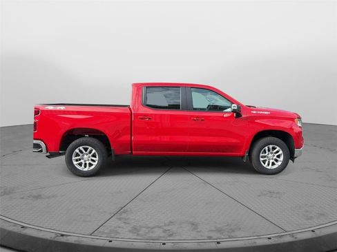 Used 2024 Chevrolet Silverado 1500 LT AWD/4WD image 5