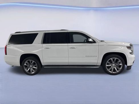 Used 2016 Chevrolet Suburban LTZ image 13
