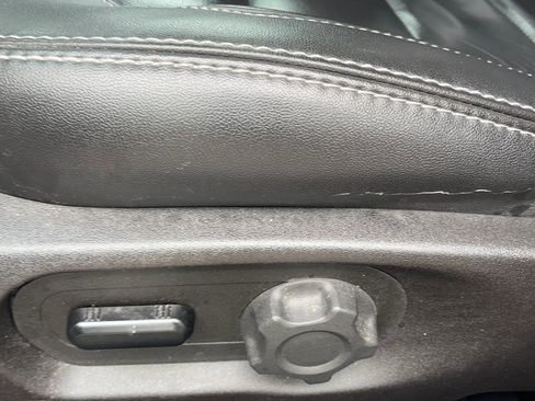 Used 2018 Ford Taurus SEL w/ Equipment Group 201A image 37