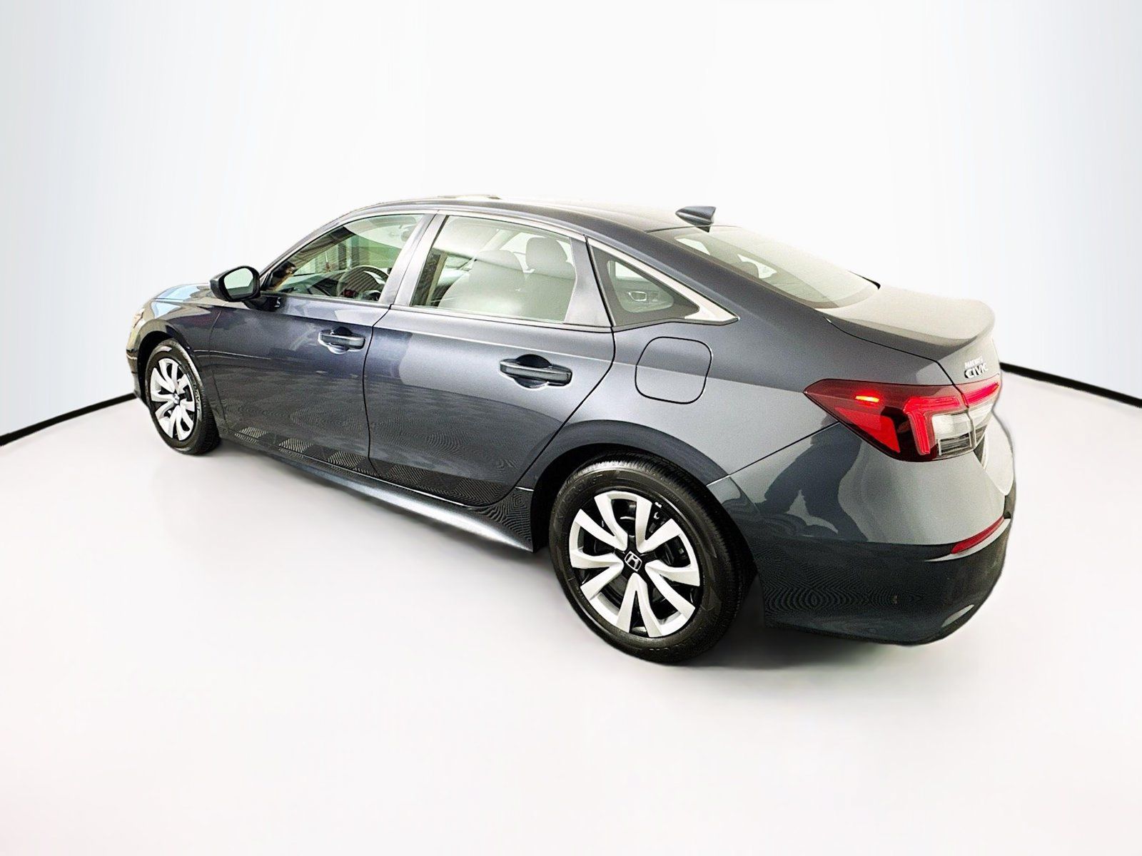 Used 2023 Honda Civic LX image 6