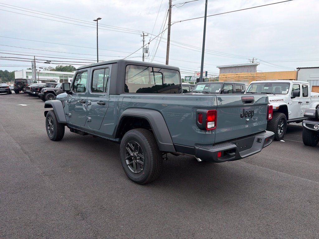 New 2026 Jeep Gladiator Sport AWD/4WD image 7