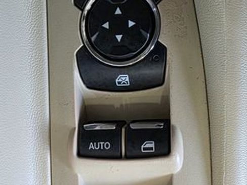 Used 2014 Ford Taurus SEL w/ Equipment Group 201A image 13