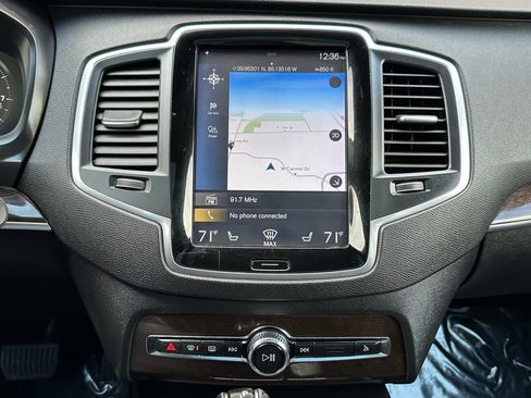 Used 2019 Volvo XC90 T6 Momentum w/ Advanced Package image 34