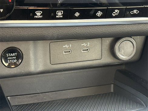 Certified 2024 Nissan Rogue SV image 26