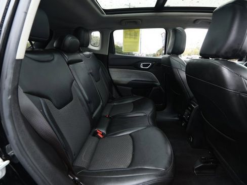 Used 2022 Jeep Compass Latitude w/ Sun and Sound Group image 29