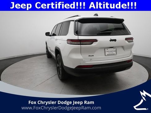 Used 2023 Jeep Grand Cherokee L Laredo image 35