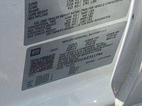 Certified 2025 GMC Sierra 1500 SLT RWD image 25