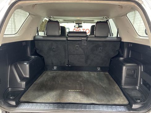 Used 2016 Toyota 4Runner Trail Premium AWD/4WD image 18