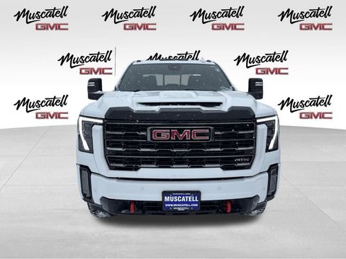 Used 2024 GMC Sierra 3500 AT4 w/ Technology Package image 2