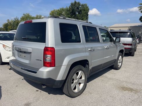 Used 2014 Jeep Patriot Limited w/ Sun/Sound Group AWD/4WD image 7