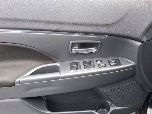 Used 2024 Mitsubishi Outlander Sport LE image 14