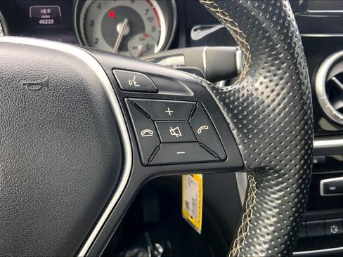 Used 2014 Mercedes-Benz CLA 250 image 25