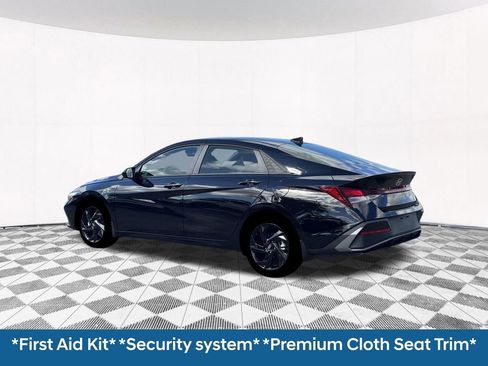 New 2026 Hyundai Elantra Sport w/ Cargo Package image 7
