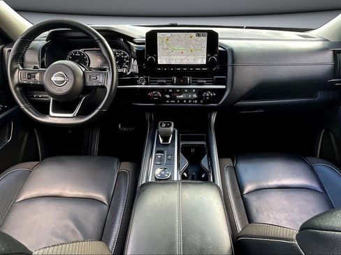 Used 2023 Nissan Pathfinder SL image 7