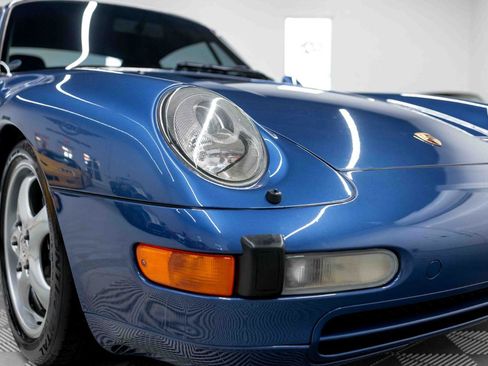 Used 1997 Porsche 911 Carrera RWD image 16