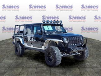 Used 2022 Jeep Gladiator Rubicon w/ Trailer Tow Package AWD/4WD video 1
