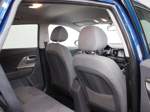 Used 2019 Kia Niro LX FWD image 24