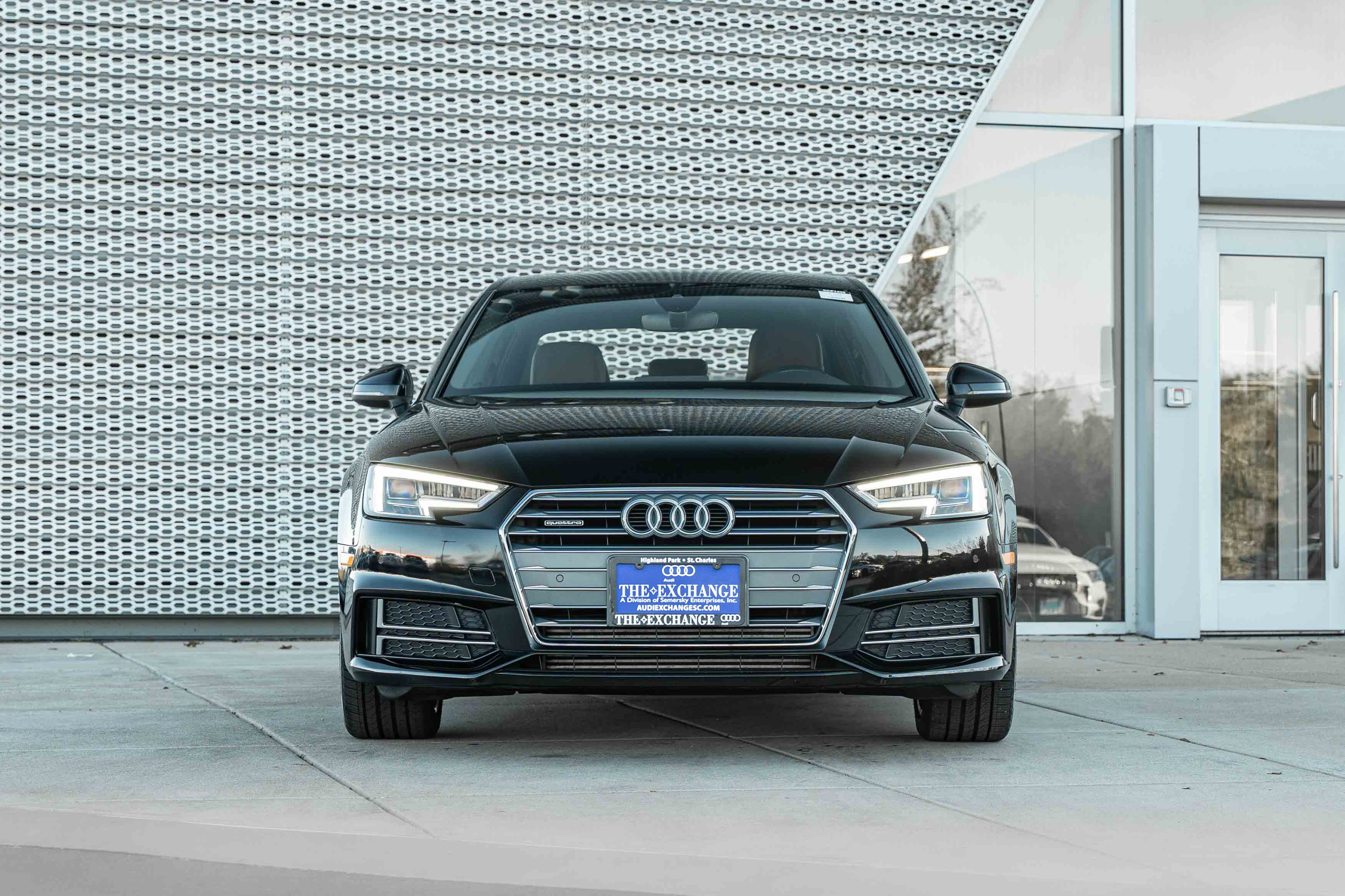 Used 2018 Audi A4 2.0T Premium Plus w/ Premium Plus Package AWD/4WD image 29