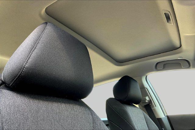 Certified 2025 Honda Accord SE image 29
