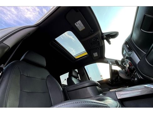 Used 2021 Chevrolet Silverado 1500 LTZ w/ LTZ Premium Package image 18