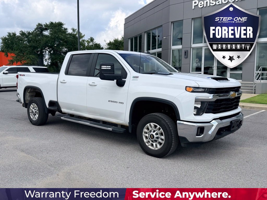 Used 2025 Chevrolet Silverado 2500 LT w/ Convenience Package AWD/4WD image 8
