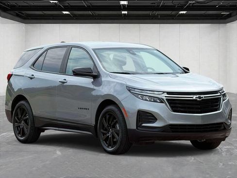 Used 2023 Chevrolet Equinox LS w/ LS Convenience Package FWD image 7