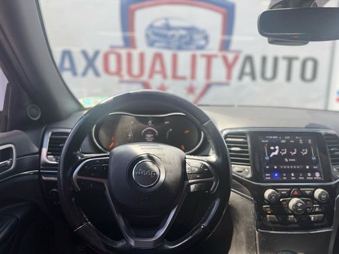 Used 2020 Jeep Grand Cherokee Limited image 38