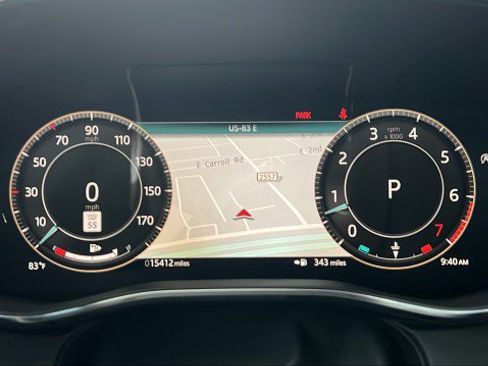 Used 2025 Jaguar F-PACE R-Dynamic S image 19