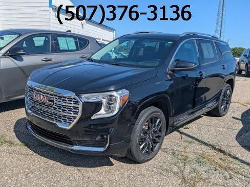 Used 2022 GMC Terrain Denali w/ Black Diamond Edition AWD/4WD image 1