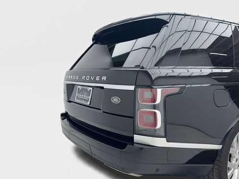 Used 2022 Land Rover Range Rover Westminster Edition image 9