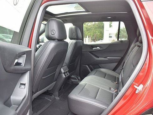 New 2026 Chevrolet Equinox LT w/ Convenience Package II image 8