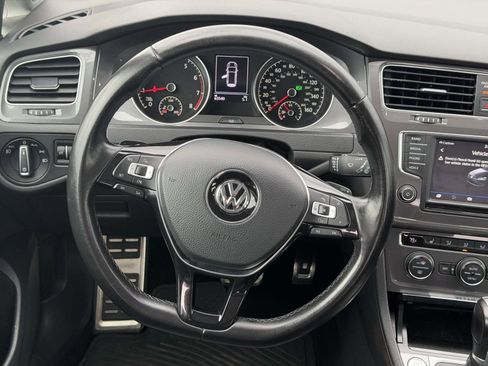 Used 2017 Volkswagen Golf Alltrack SEL image 24