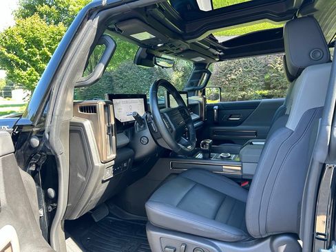 Used 2025 GMC Hummer EV 3X AWD/4WD image 45