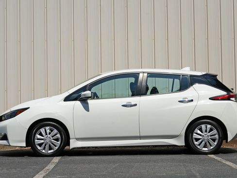 Used 2023 Nissan Leaf S FWD image 8