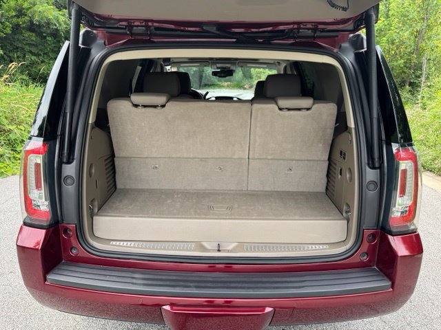 Used 2018 GMC Yukon SLT w/ Open Road Package AWD/4WD image 15