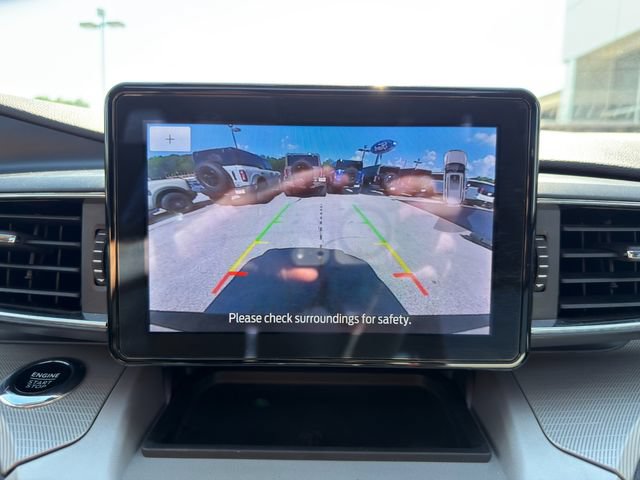 Used 2023 Ford Explorer XLT w/ Equipment Group 202A AWD/4WD image 27