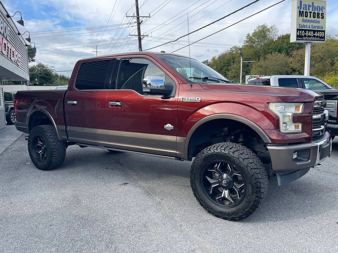 Used 2017 Ford F150 King Ranch w/ Equipment Group 601A Luxury AWD/4WD image 13