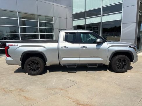 Used 2022 Toyota Tundra Limited w/ TRD Off-Road Package AWD/4WD image 8