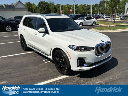 Used 2021 BMW X7 xDrive40i w/ Executive Package AWD/4WD image 1