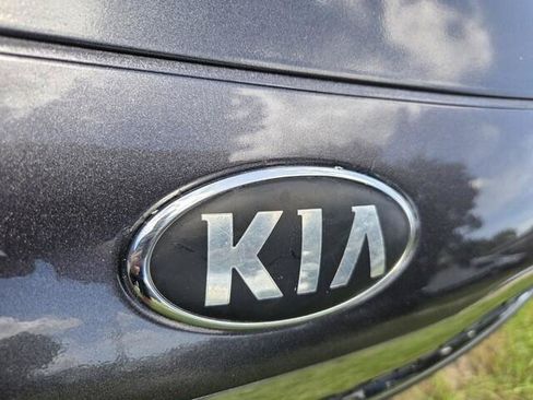 Used 2016 Kia Optima LX FWD image 2