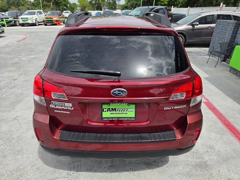 Used 2011 Subaru Outback 2.5i Premium AWD/4WD image 13