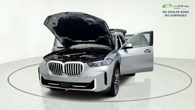 Used 2025 BMW X5 sDrive40i w/ Parking Assistance Package RWD image 13