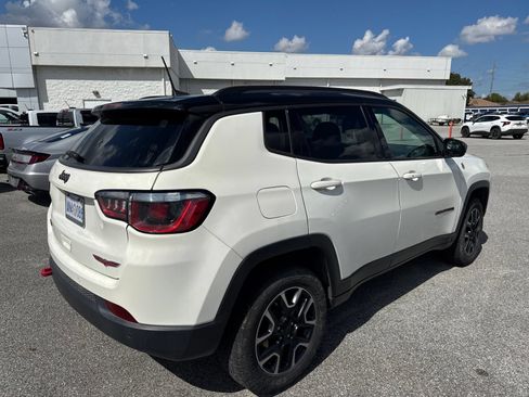 Used 2019 Jeep Compass Trailhawk w/ Safety & Security Group AWD/4WD image 4